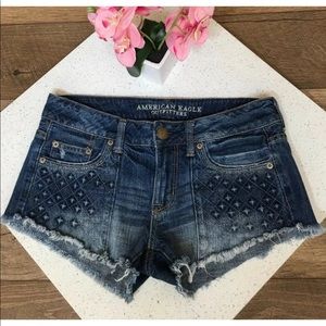 American eagle wedgie cheeky shorts size 2